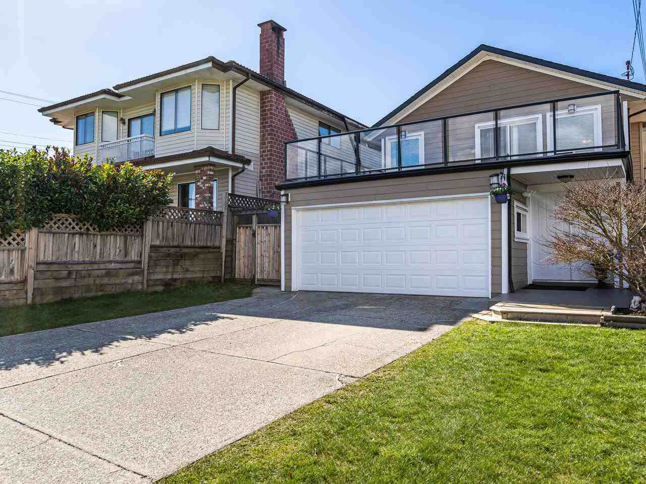4891 Inman Avenue - Photo 1