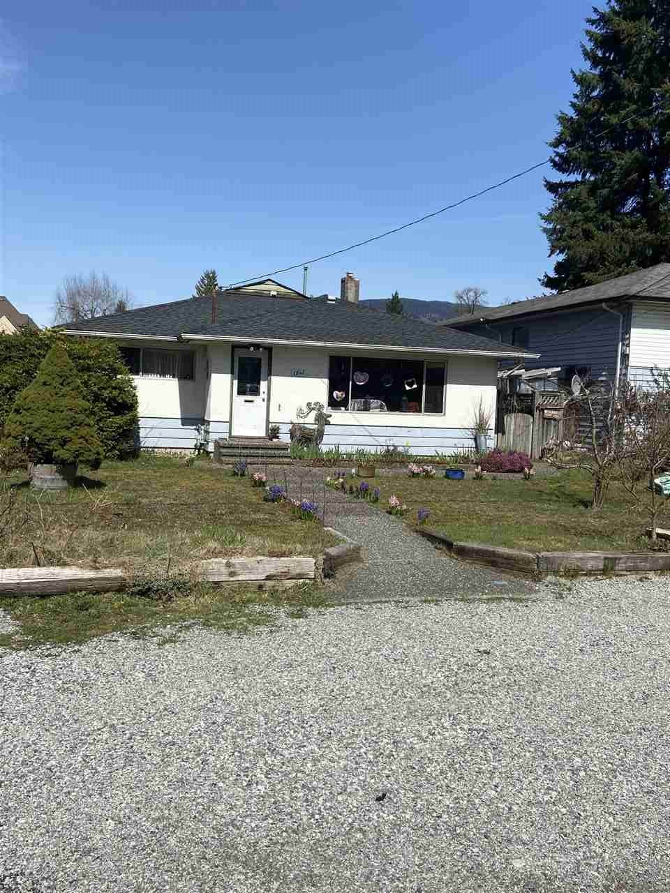 1541 Manning Avenue - Photo 1