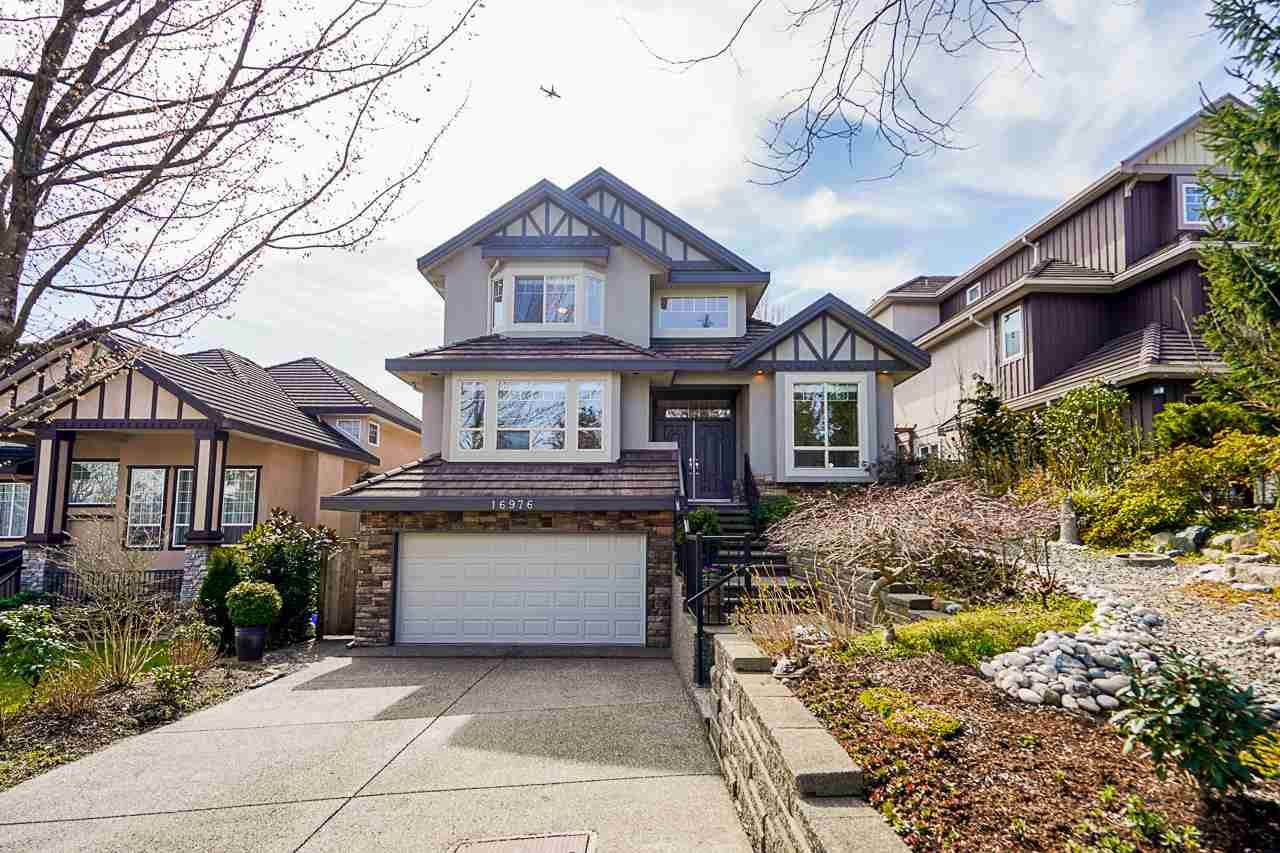 16976 105A Avenue - Photo 1