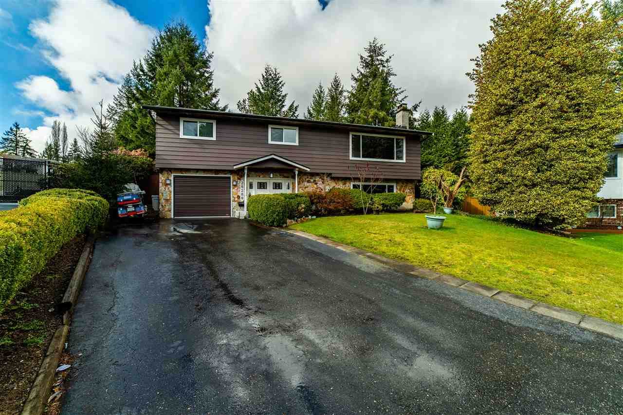 20280 47 Avenue - Photo 1