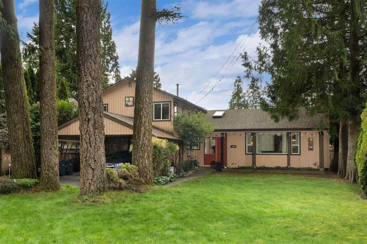 1277 Mt Crown Road - Photo 1