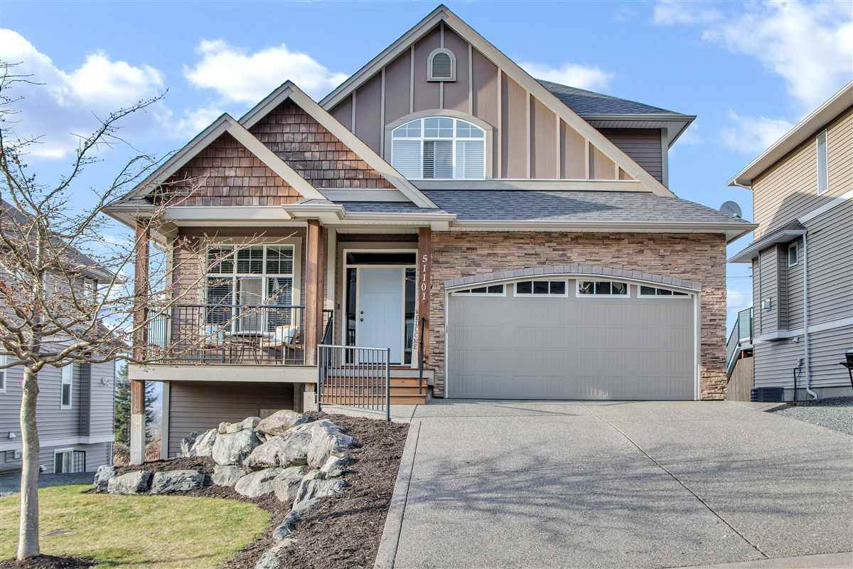 51101 Sophie Crescent - Photo 1