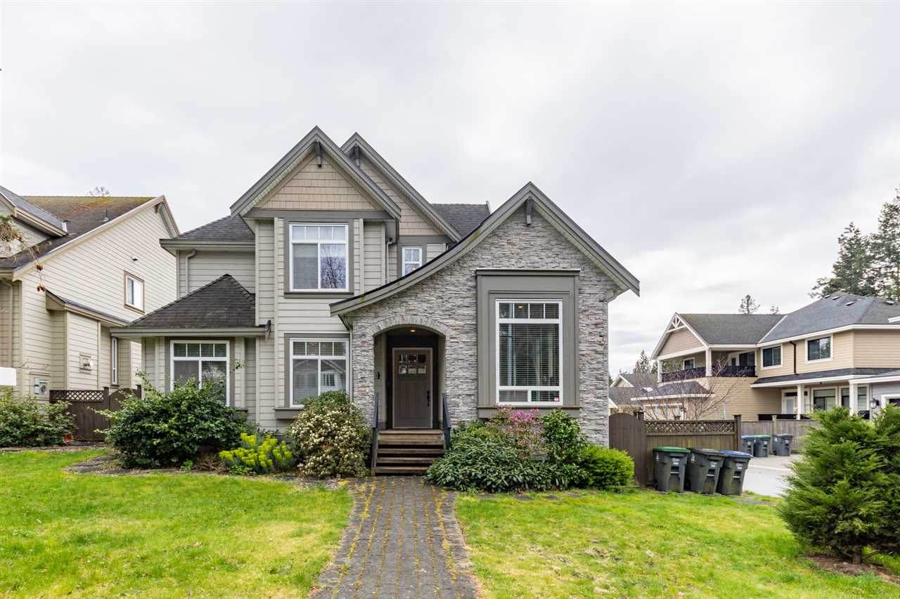 12778 20 Avenue - Photo 1