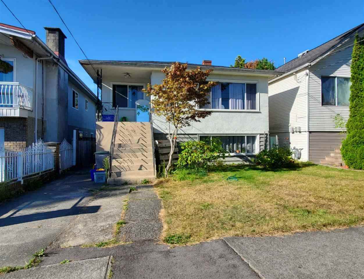 3235 Waverley Avenue - Photo 1