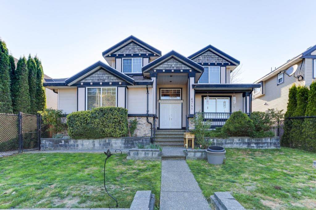 6741 152 Street - Photo 1