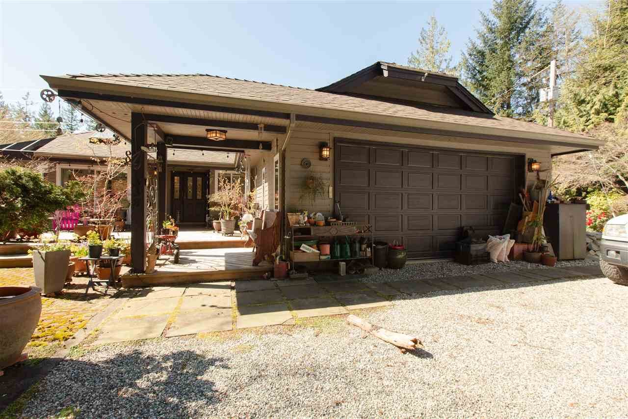 2338 Lower Road - Photo 1