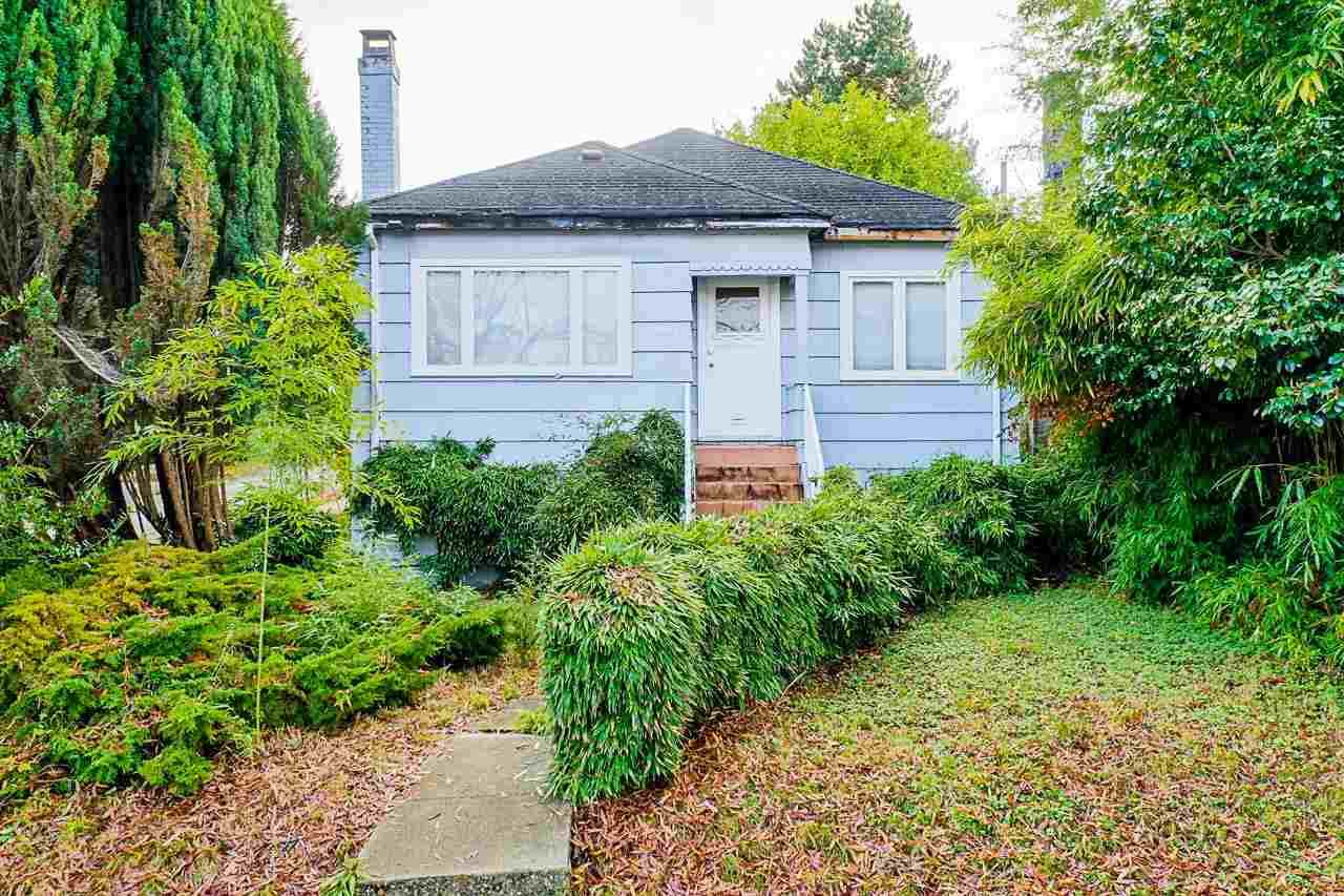 3008 21ST Avenue - Photo 1
