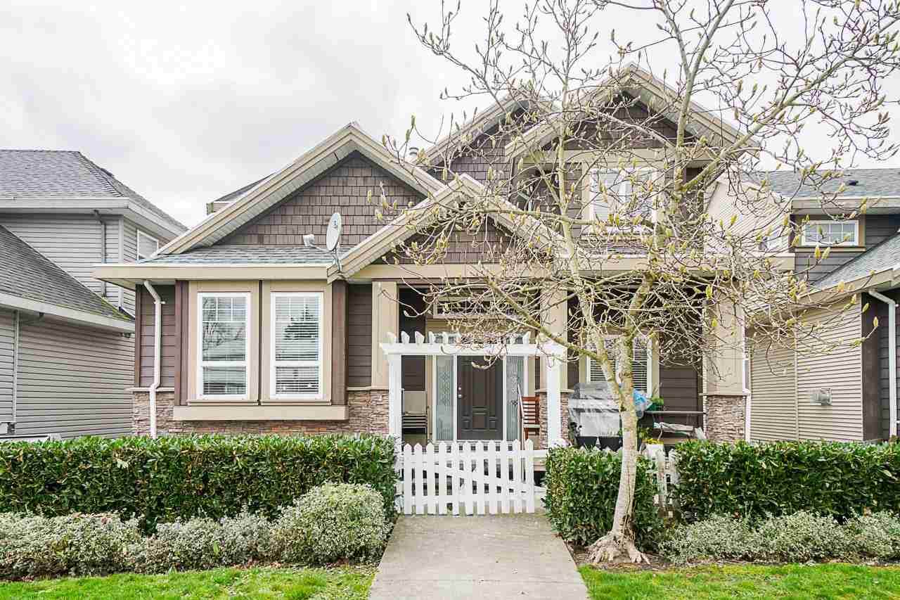 7225 202A Street - Photo 1