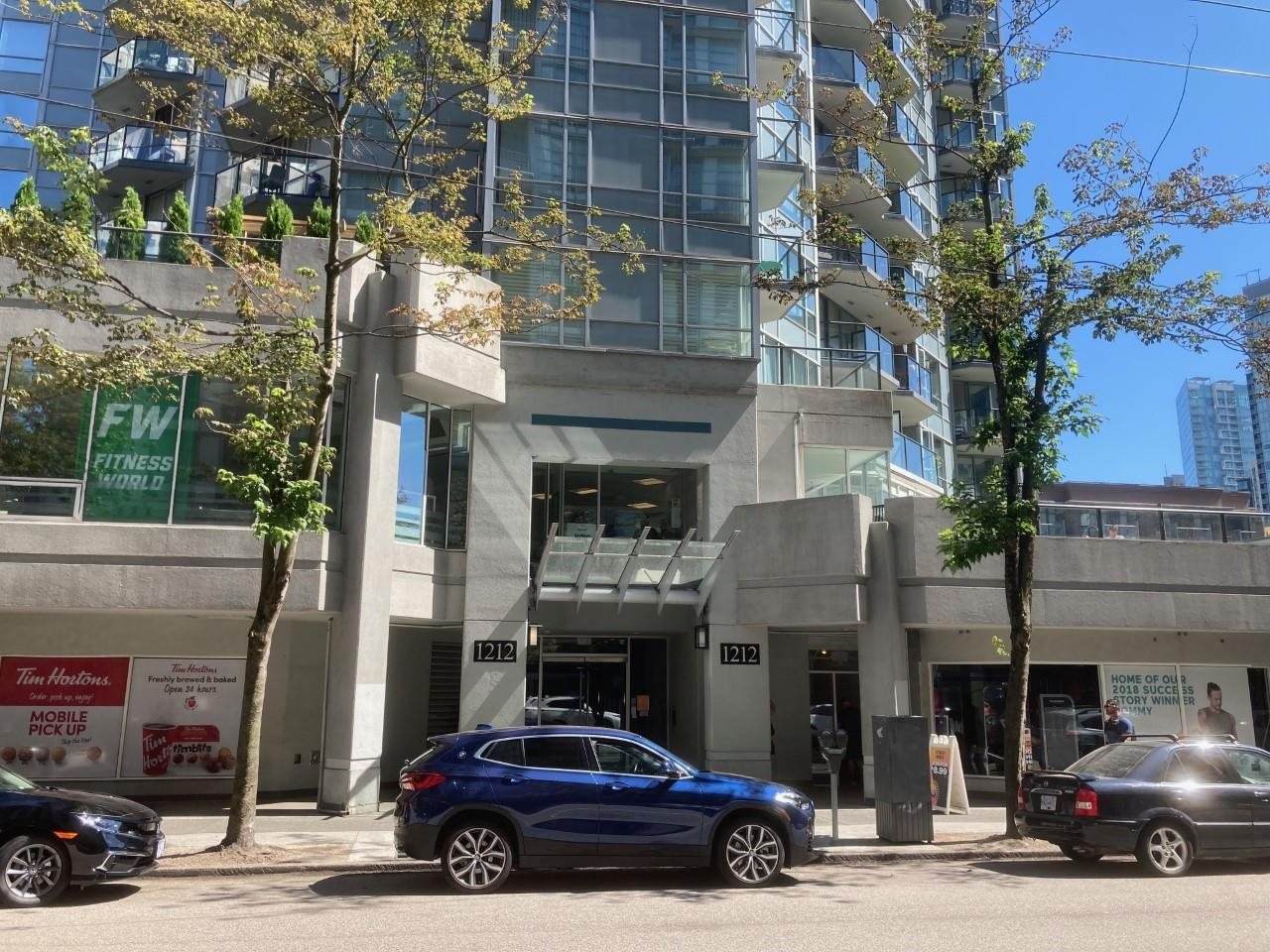 1212 Howe Street - Photo 1