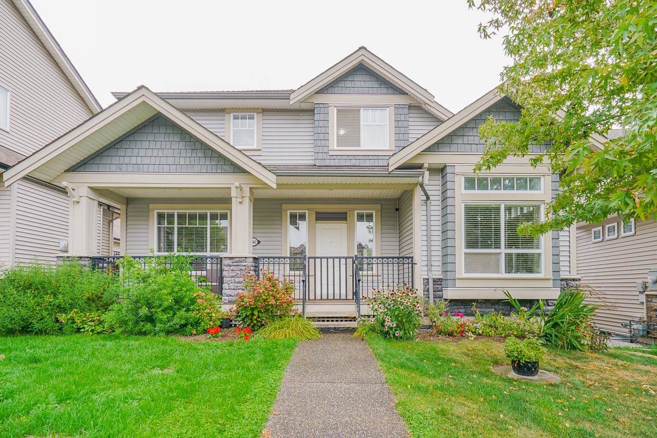 6940 195A Street - Photo 1