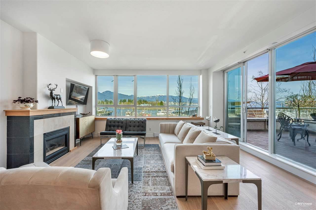 1550 Coal Harbour - Photo 1
