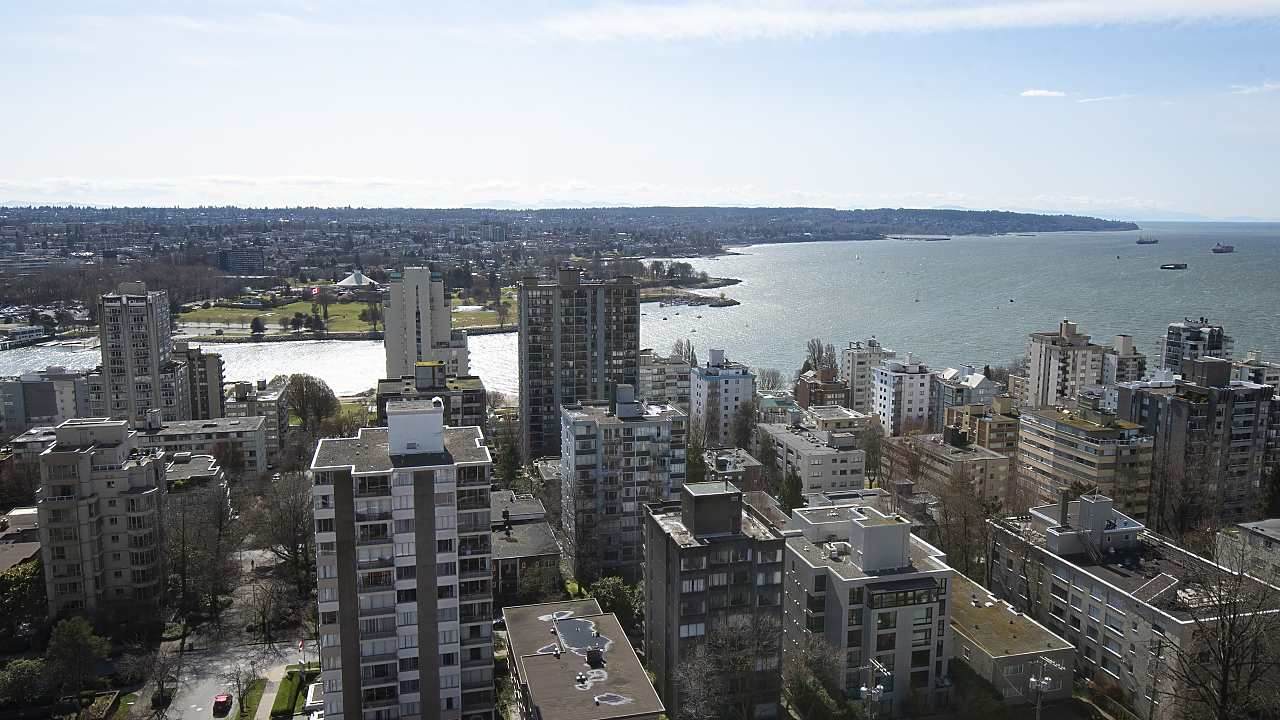 1171 Jervis Street - Photo 1