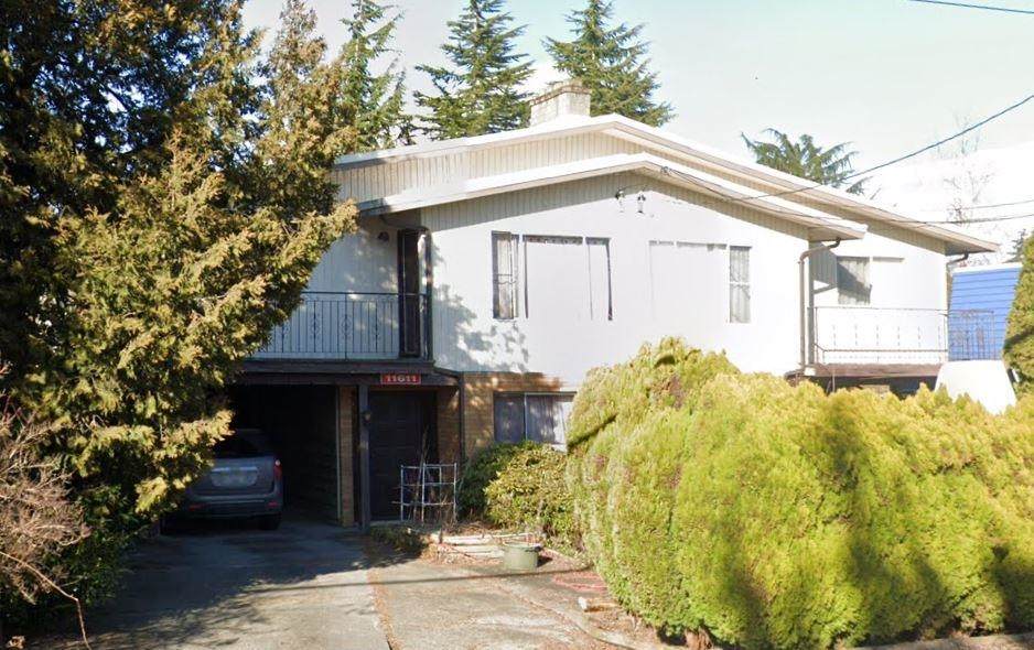 11611 King Road - Photo 1