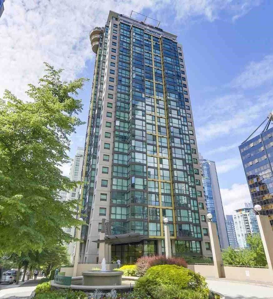 1367 Alberni Street - Photo 1