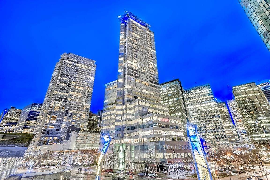 1077 Cordova Street - Photo 1