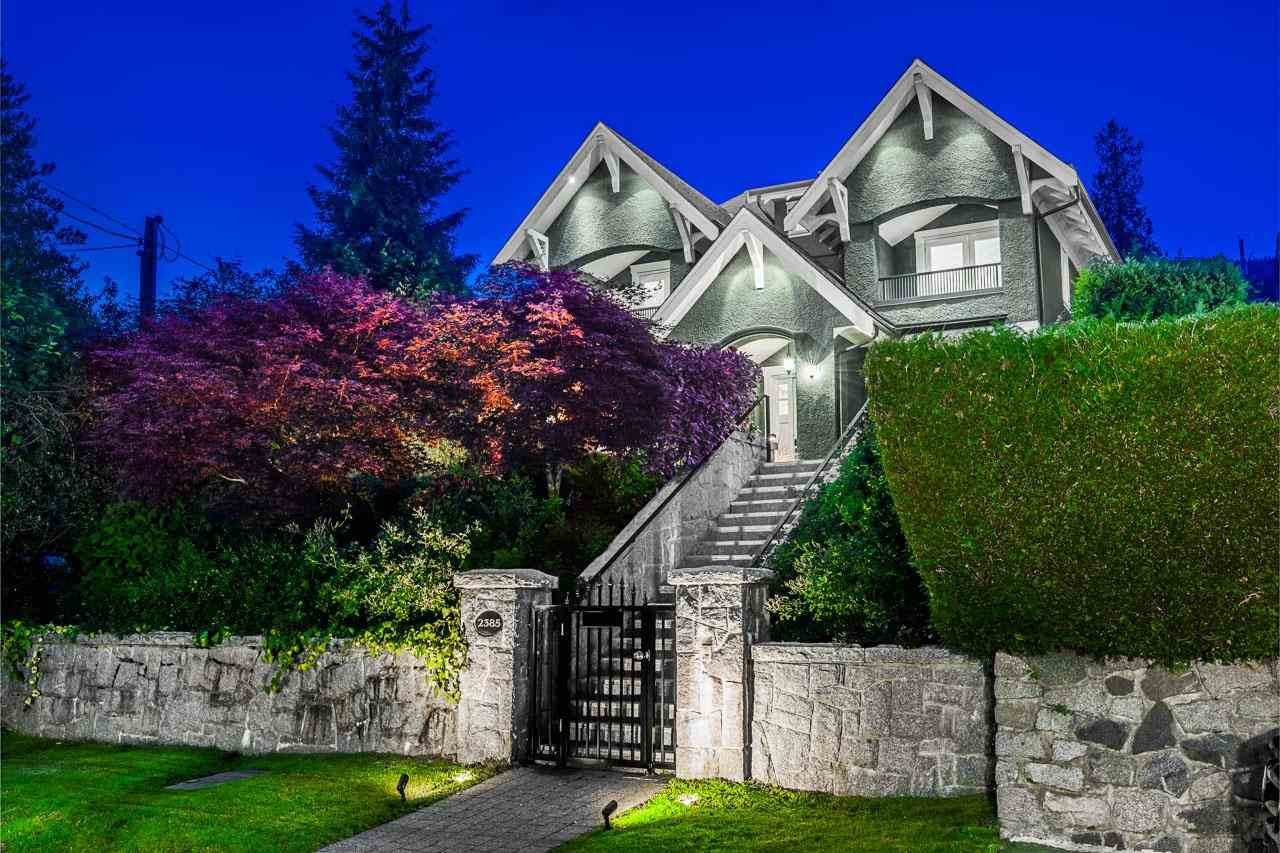 2385 Ottawa Avenue - Photo 1