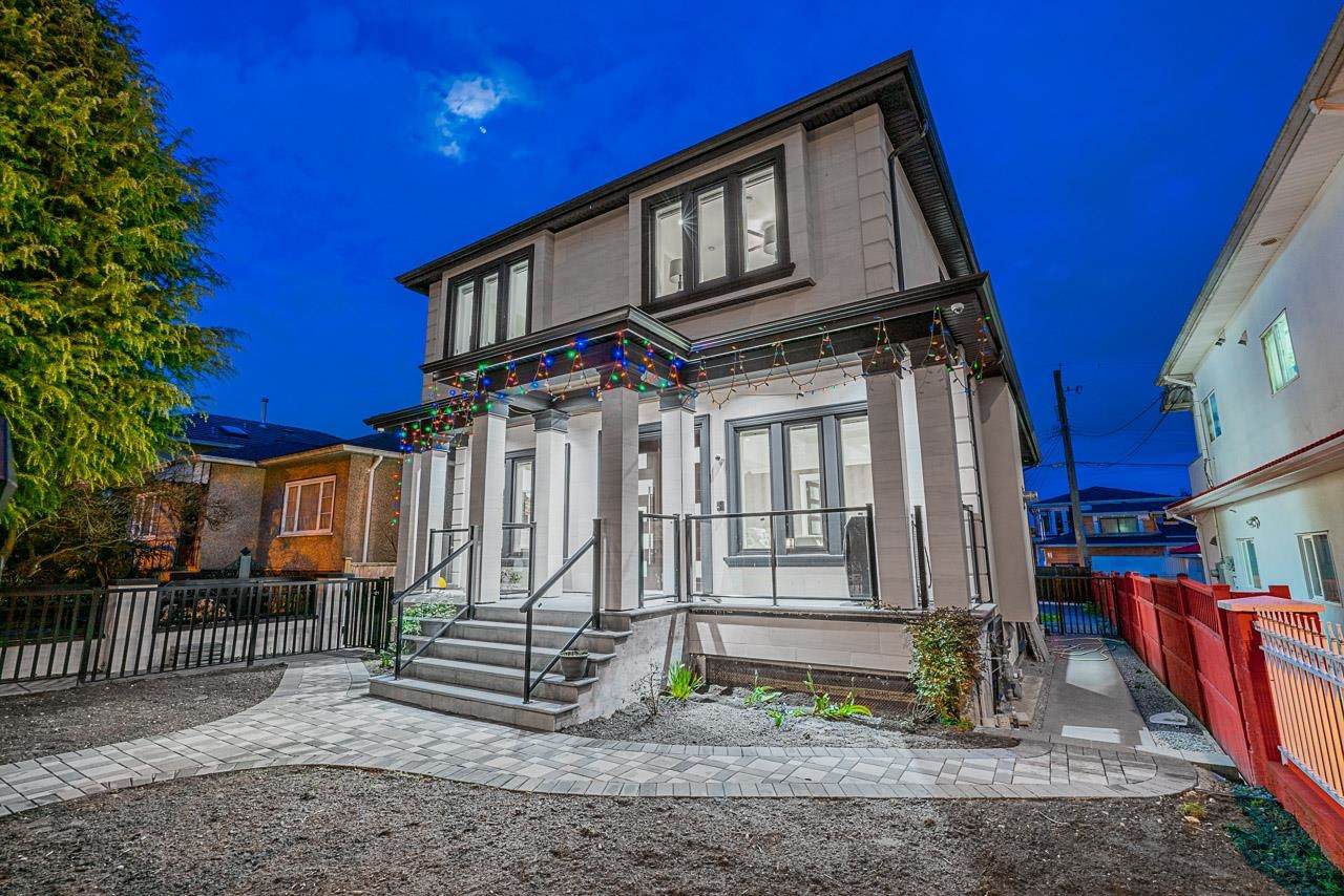 1838 49TH Avenue - Photo 1