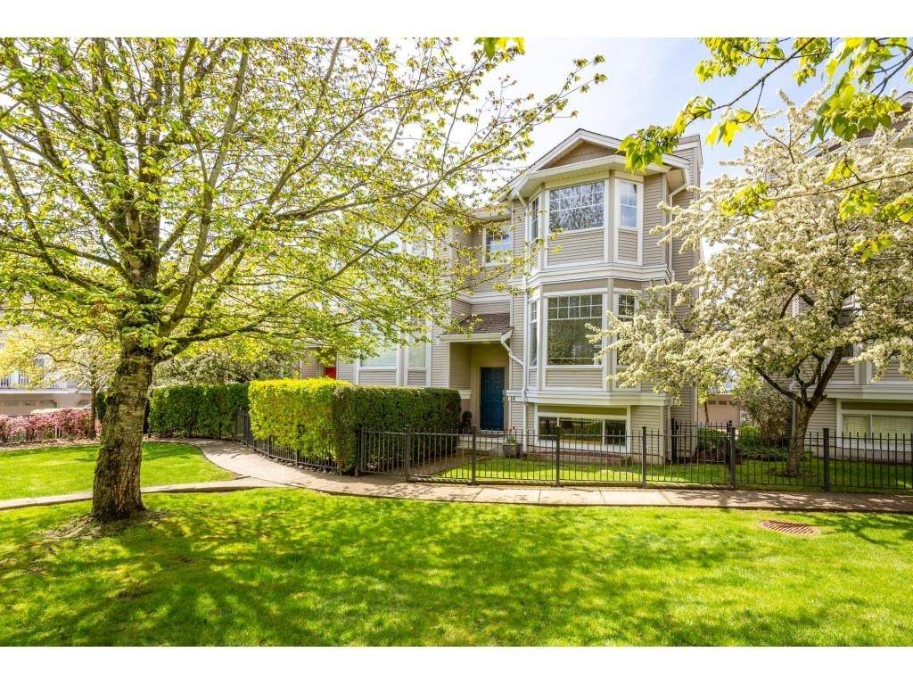 6518 121 Street - Photo 1