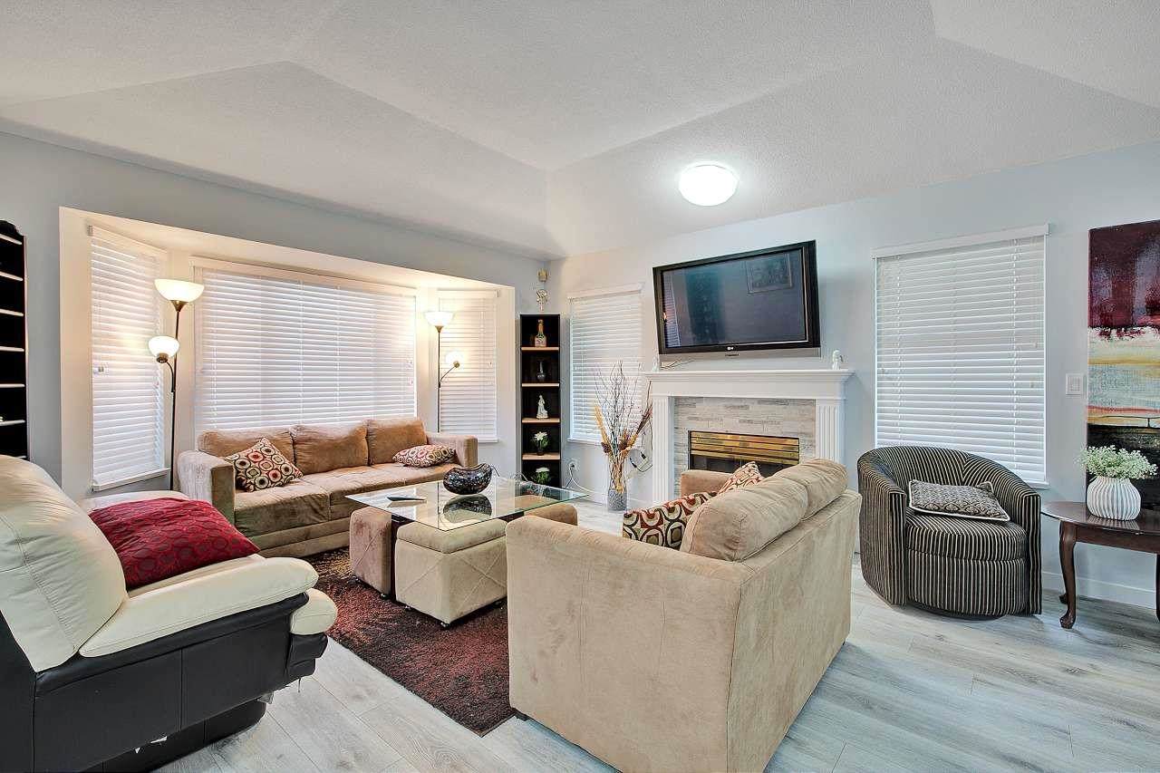 7955 122 Street - Photo 1