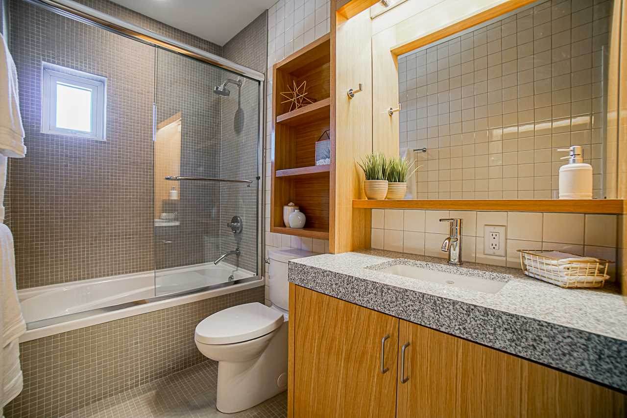 250 Columbia Street - Photo 1