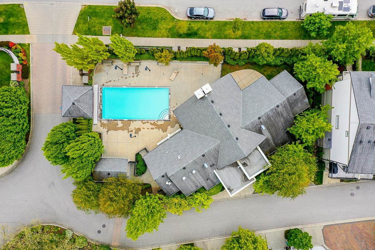 19505 68A Avenue - Photo 1