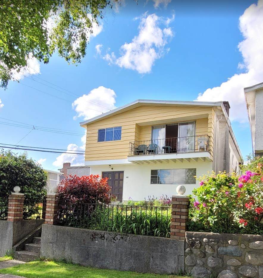 705 60TH Avenue - Photo 1