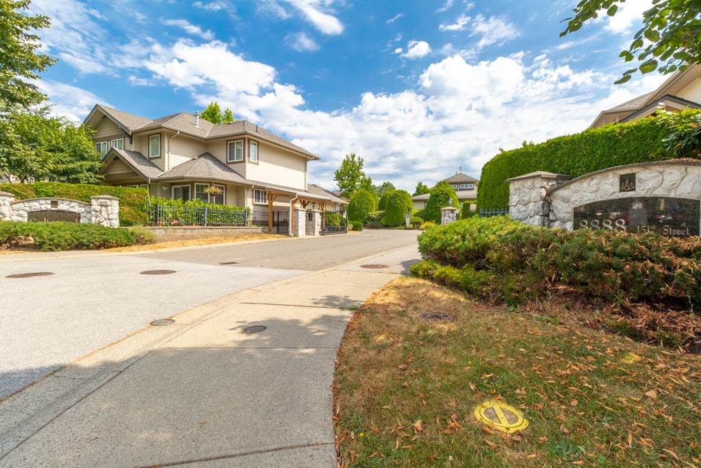 8888 151 Street - Photo 1
