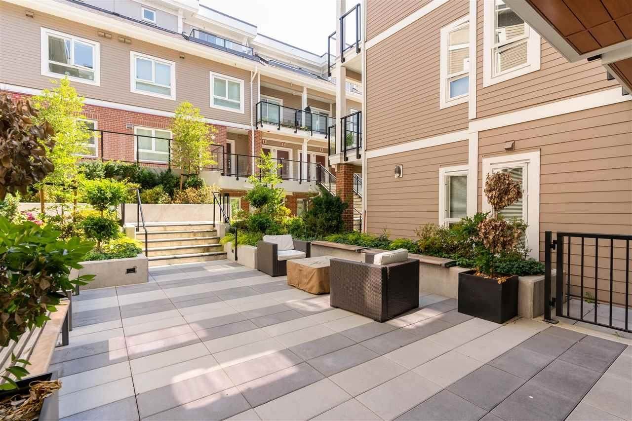 4858 Slocan Street - Photo 1
