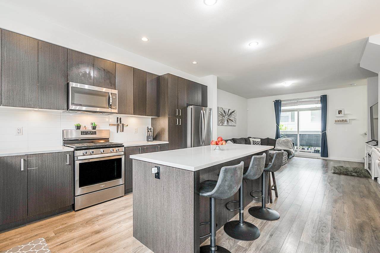16357 15 Avenue - Photo 1