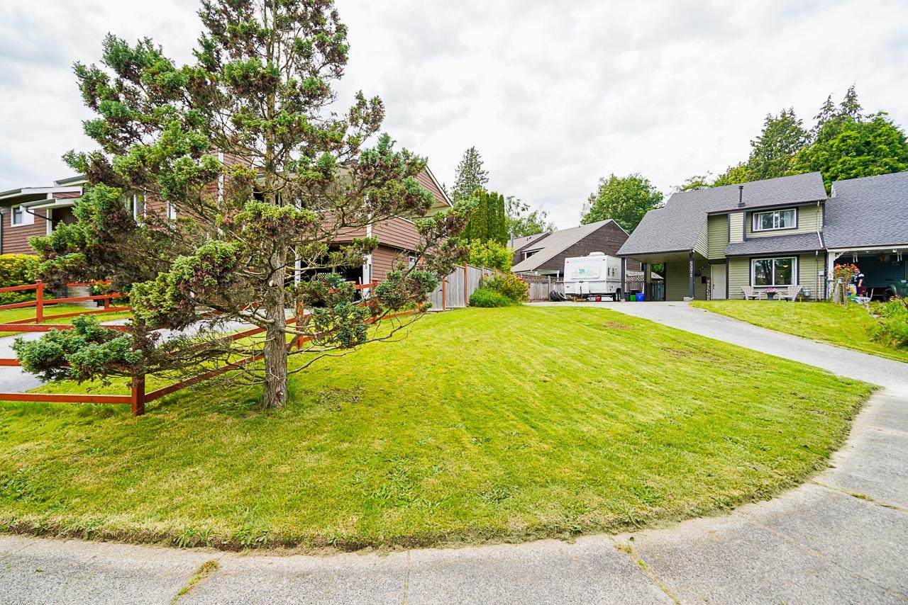 5371 198A Street - Photo 1
