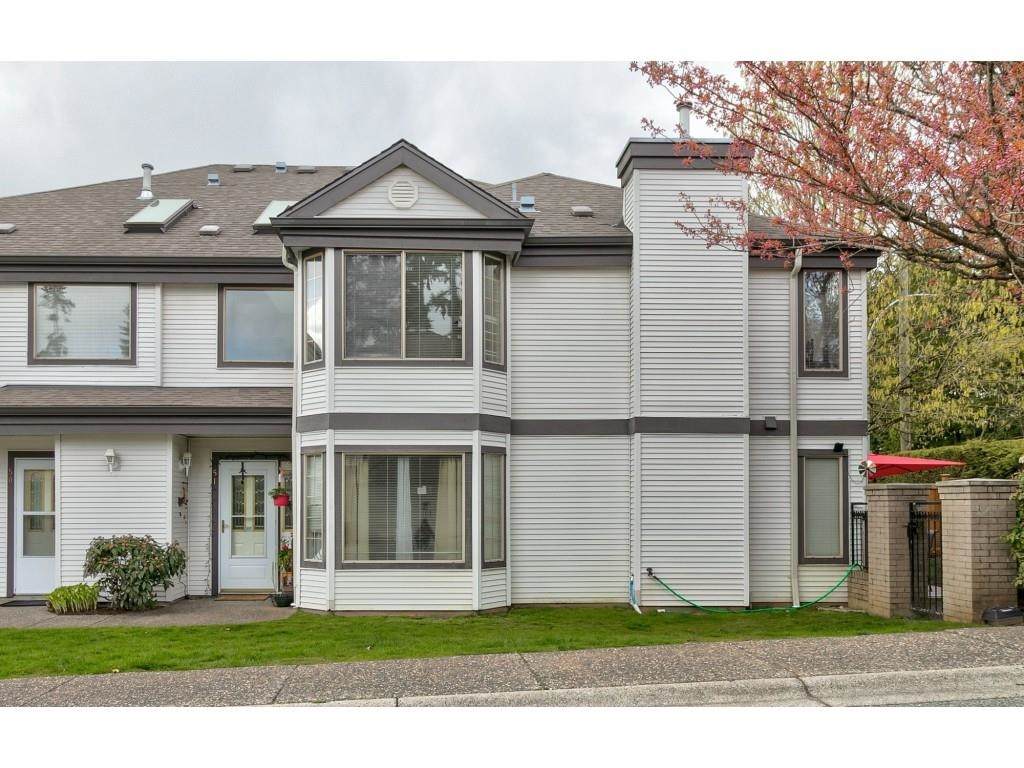 15840 84 Avenue - Photo 1