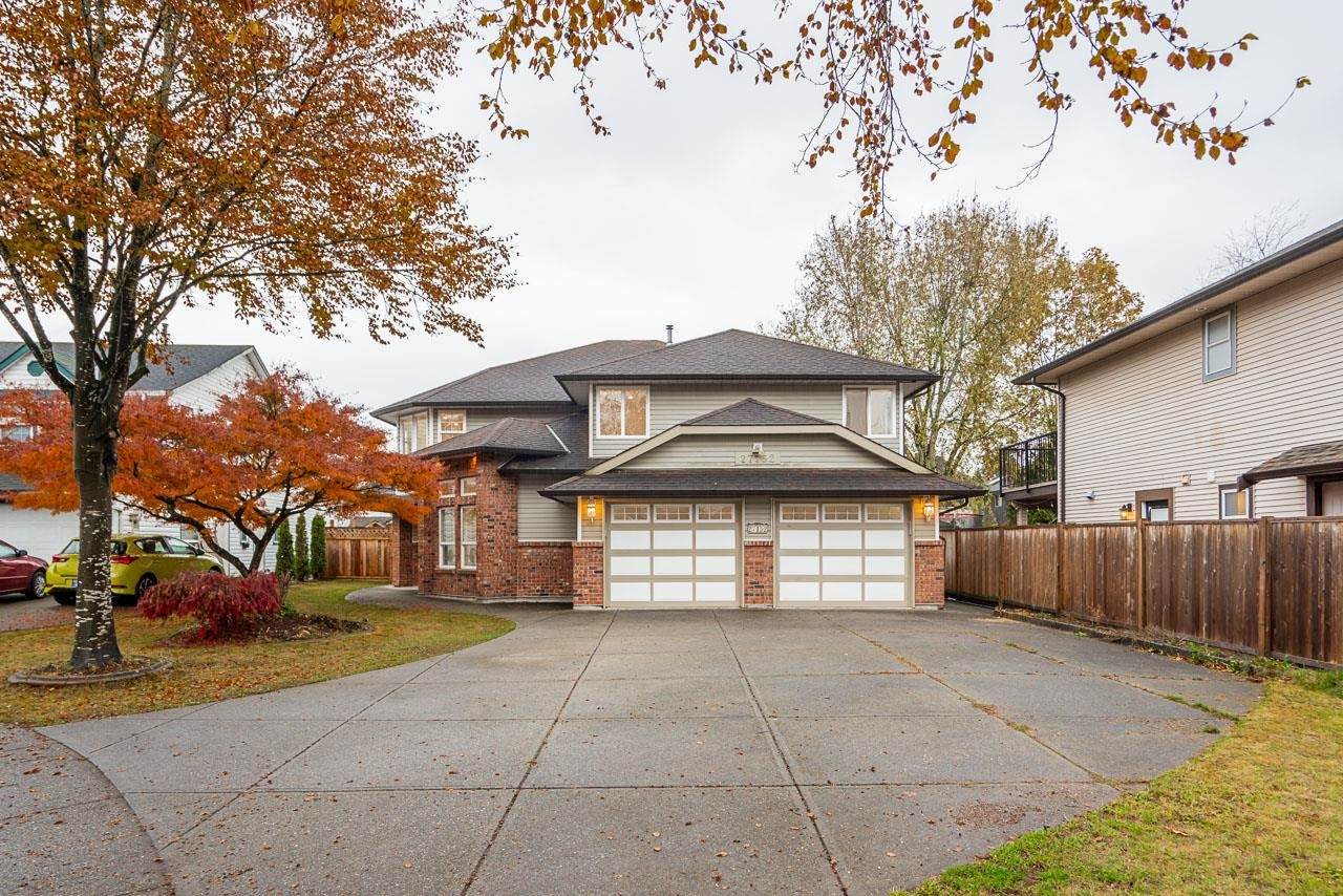 27152 27B Avenue - Photo 1