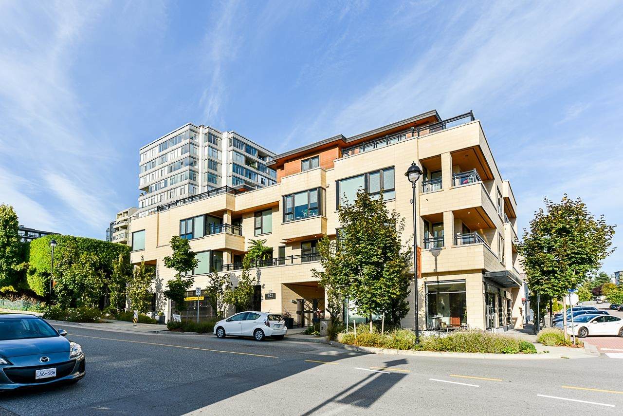 522 15TH Street - Photo 1