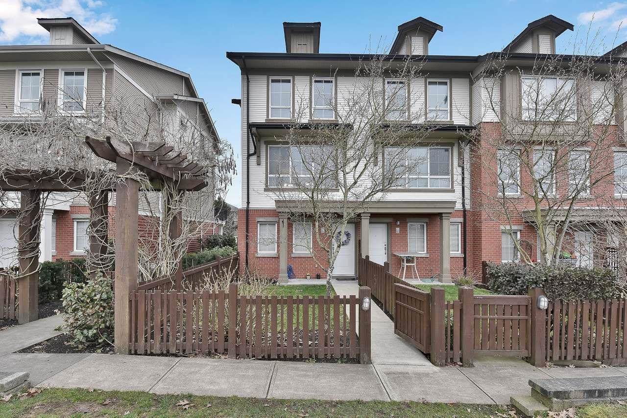 19505 68A Avenue - Photo 1