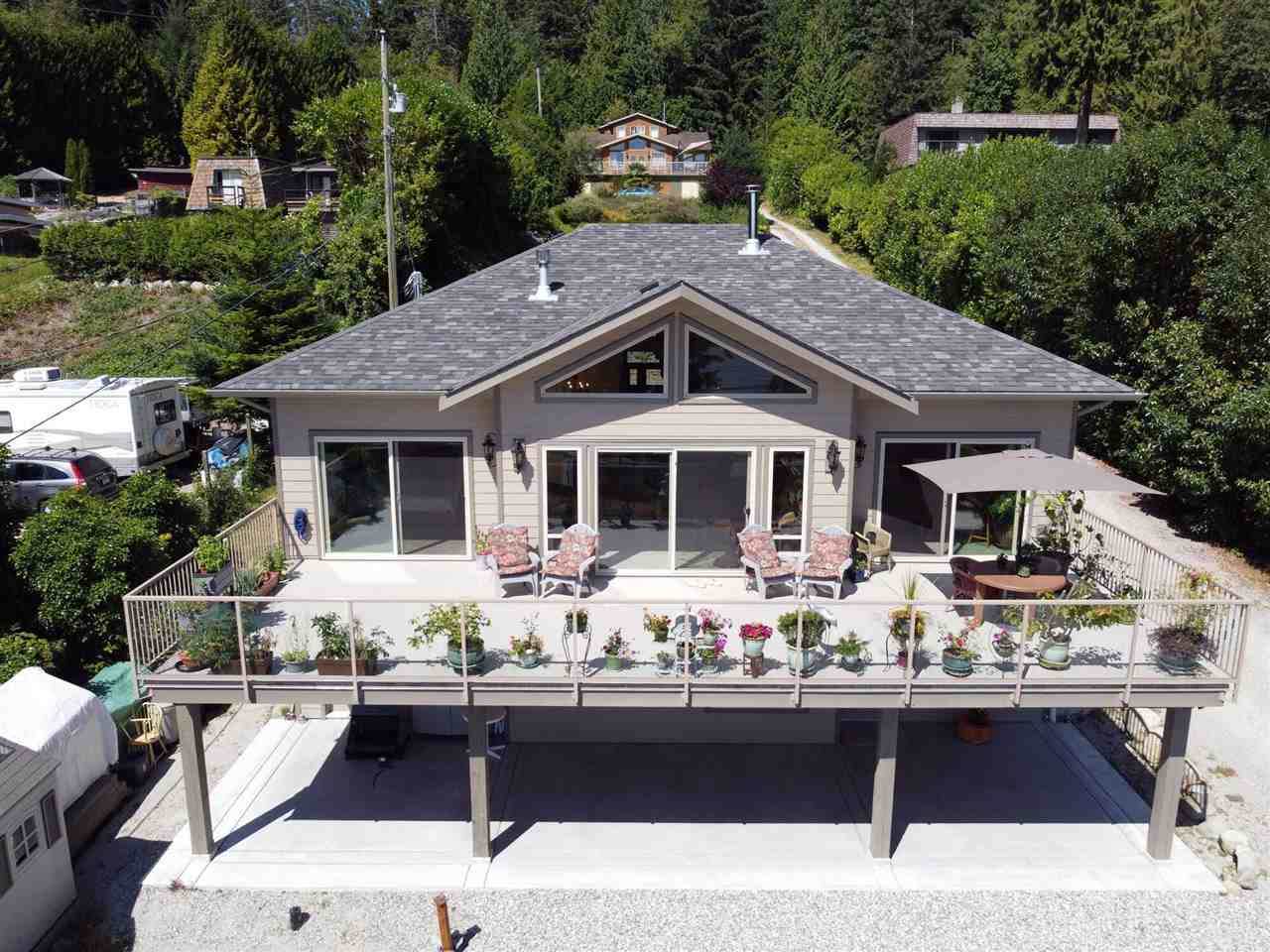6682 Sunshine Coast Highway - Photo 1