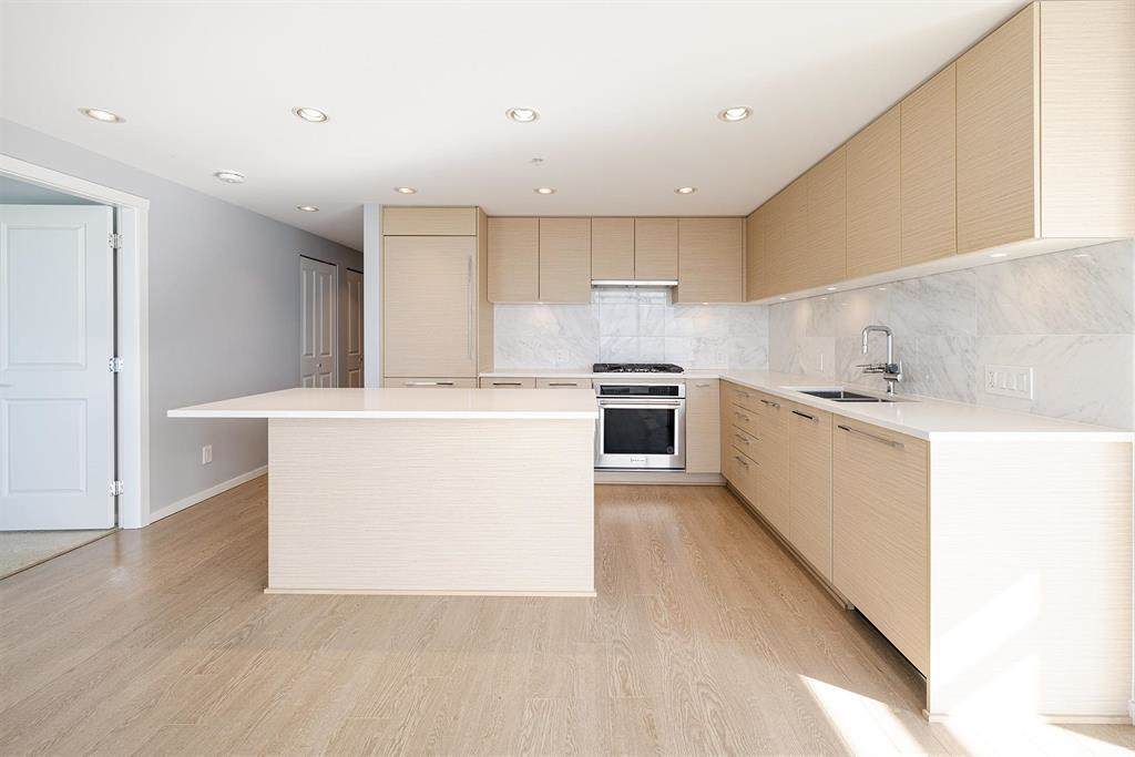 6700 Dunblane Avenue - Photo 1