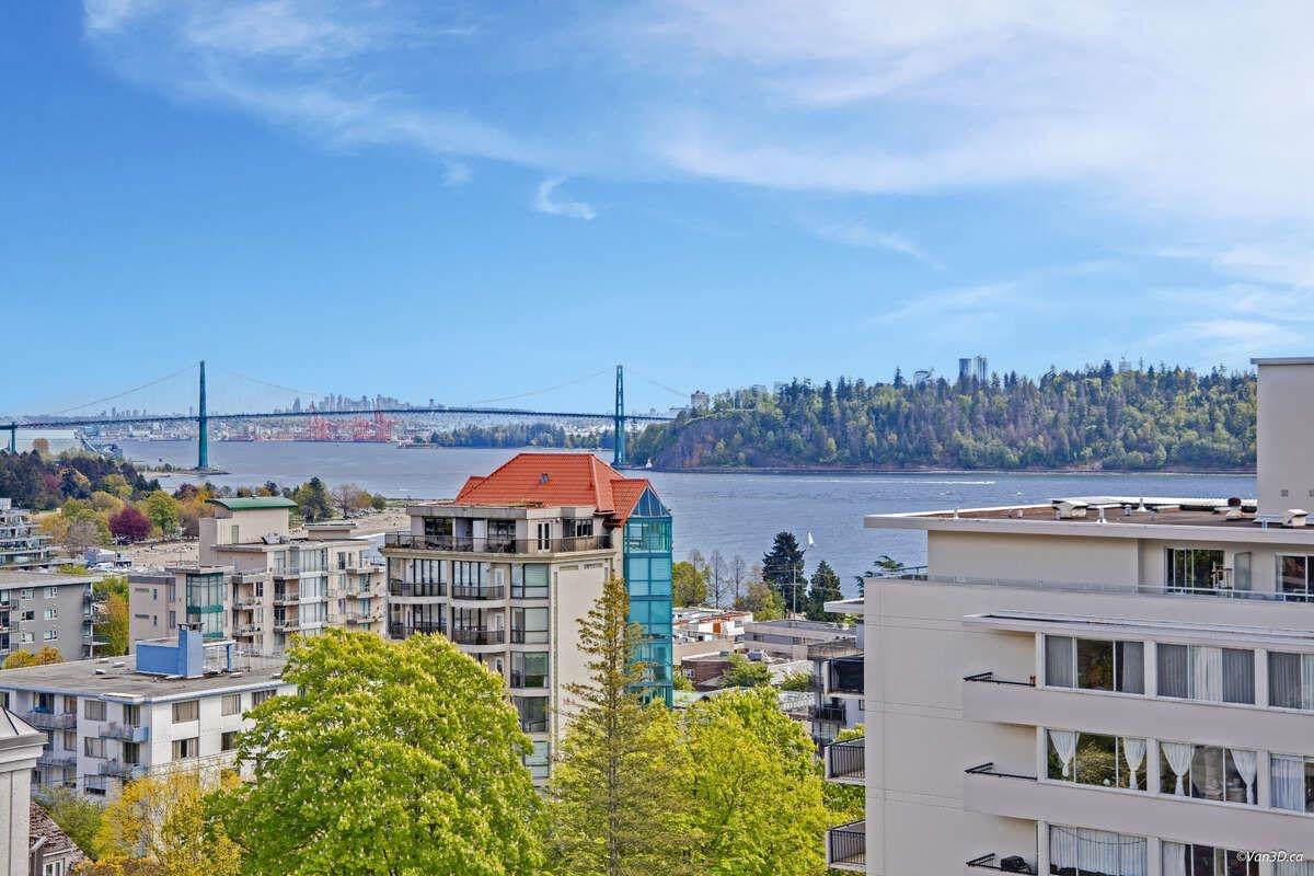 1745 Esquimalt Avenue - Photo 1