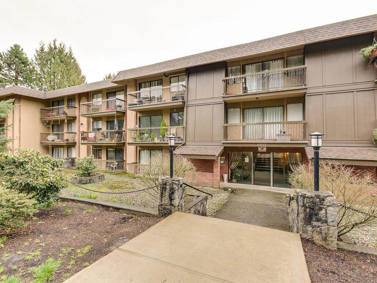 1000 King Albert Avenue - Photo 1