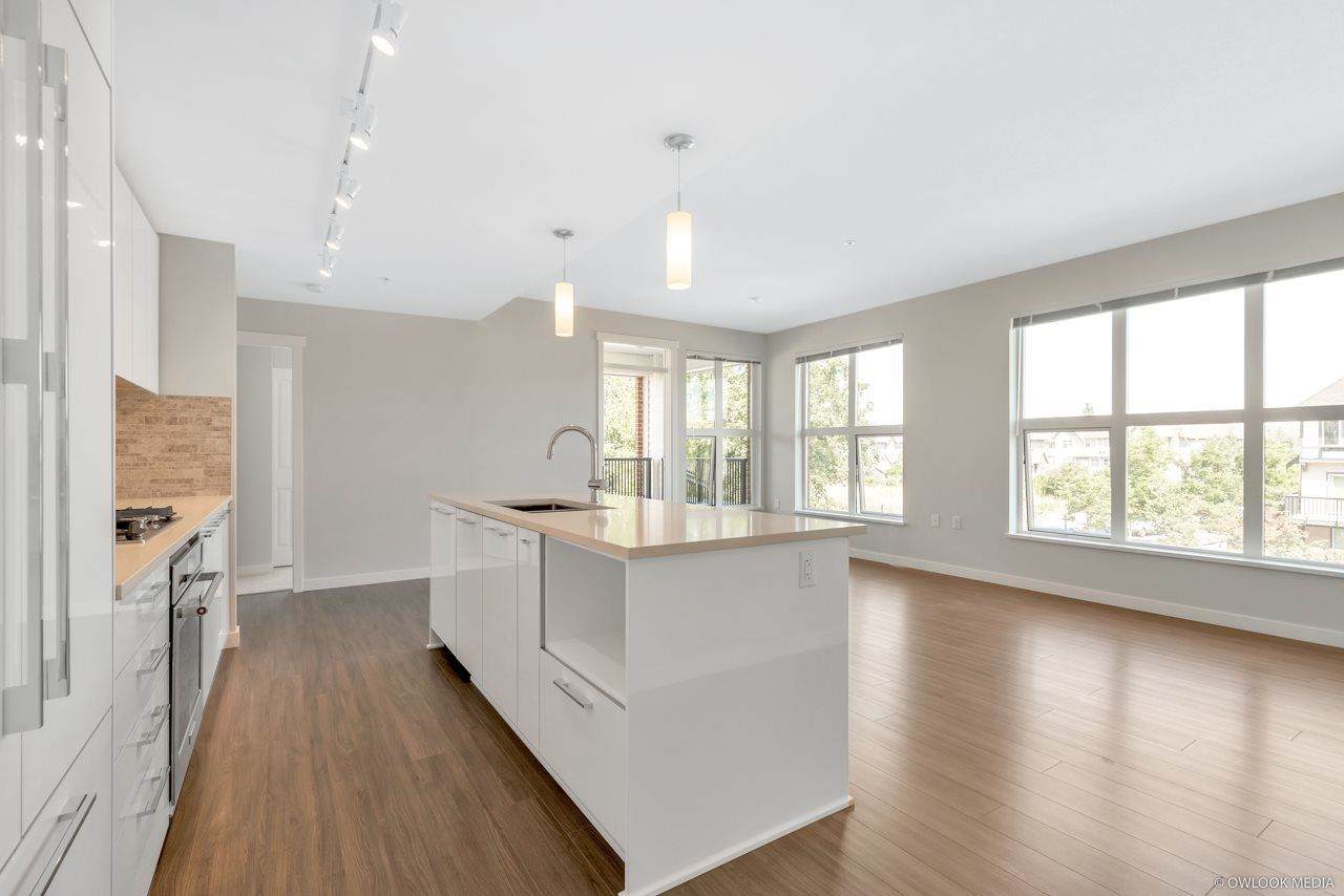 9500 Tomicki Avenue - Photo 1