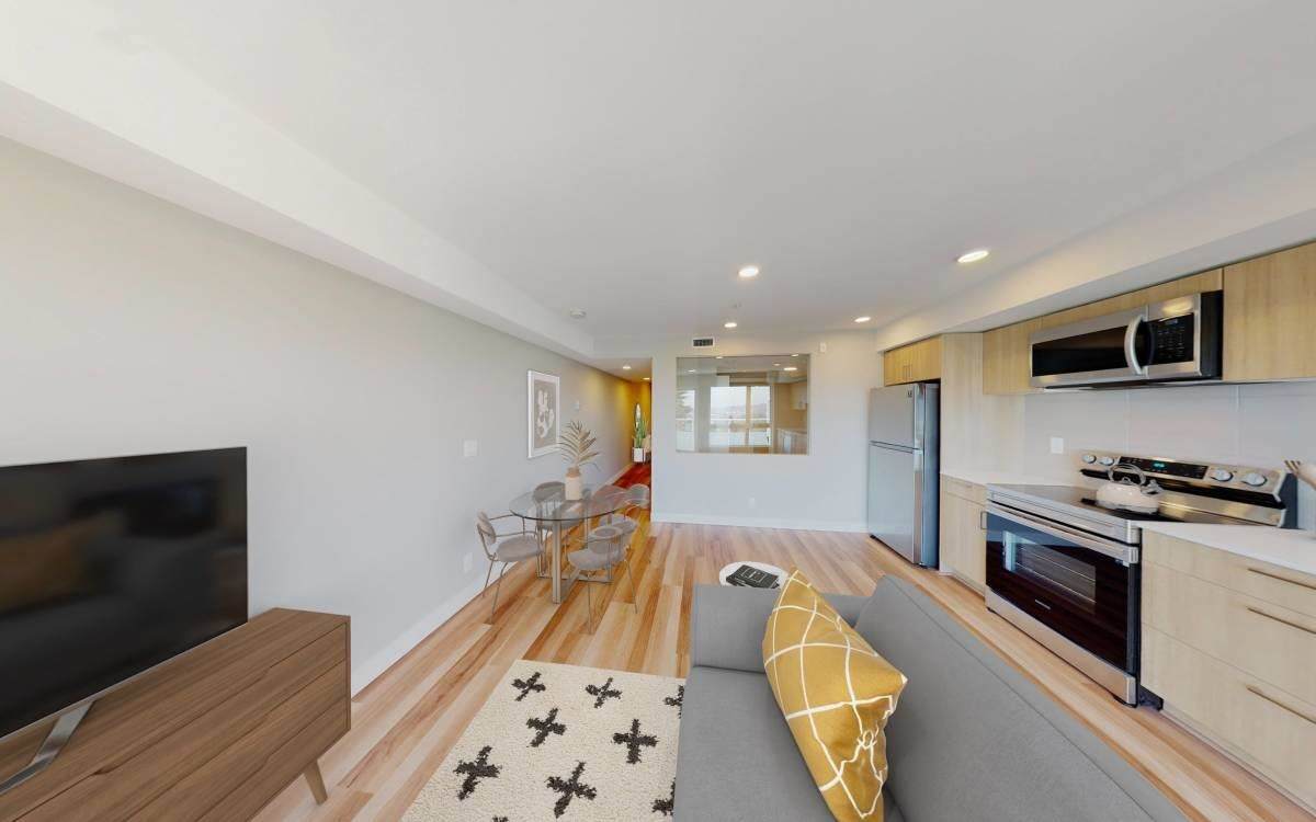408 East Columbia - Photo 1