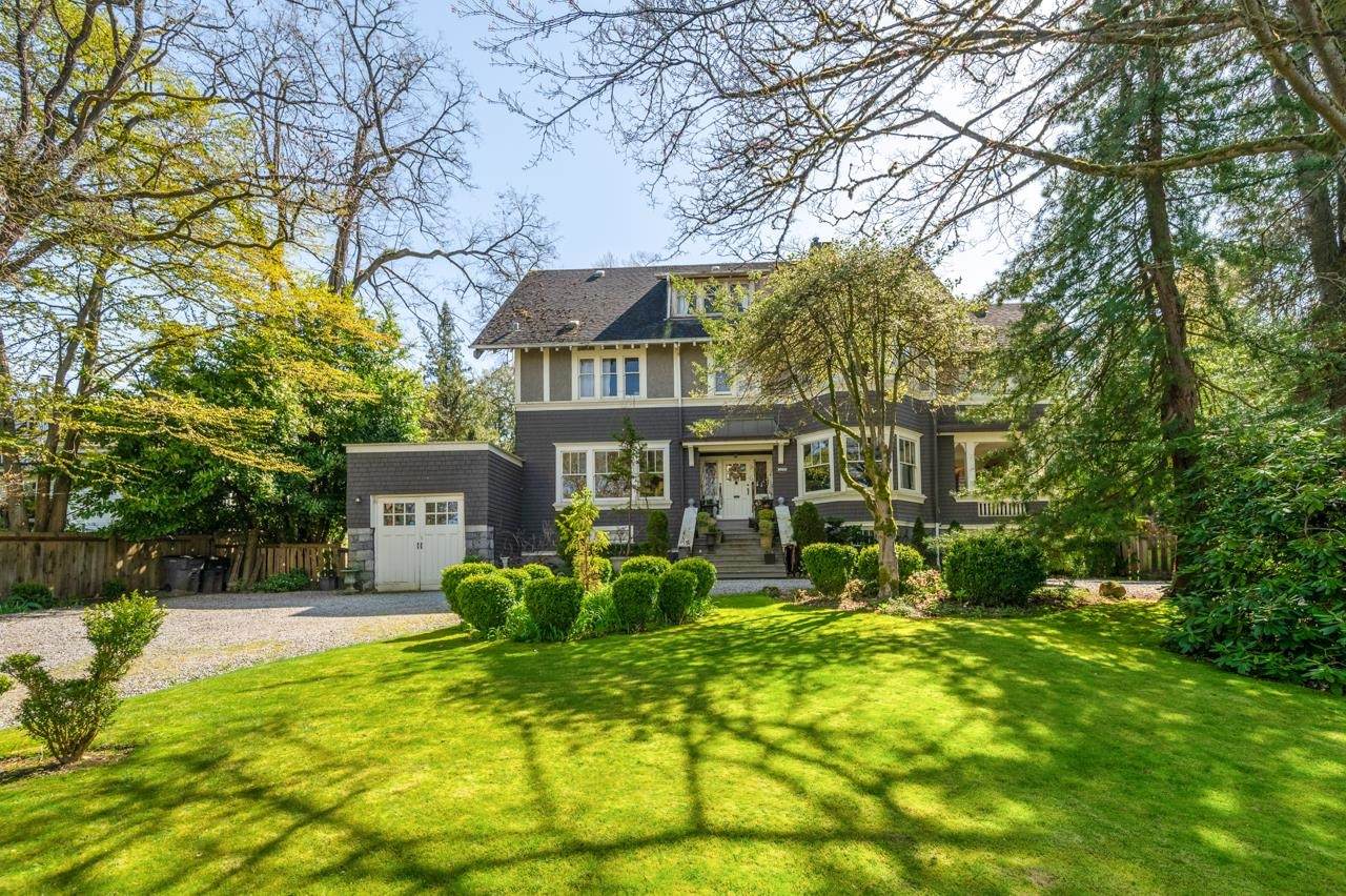 1650 Cedar Crescent - Photo 1