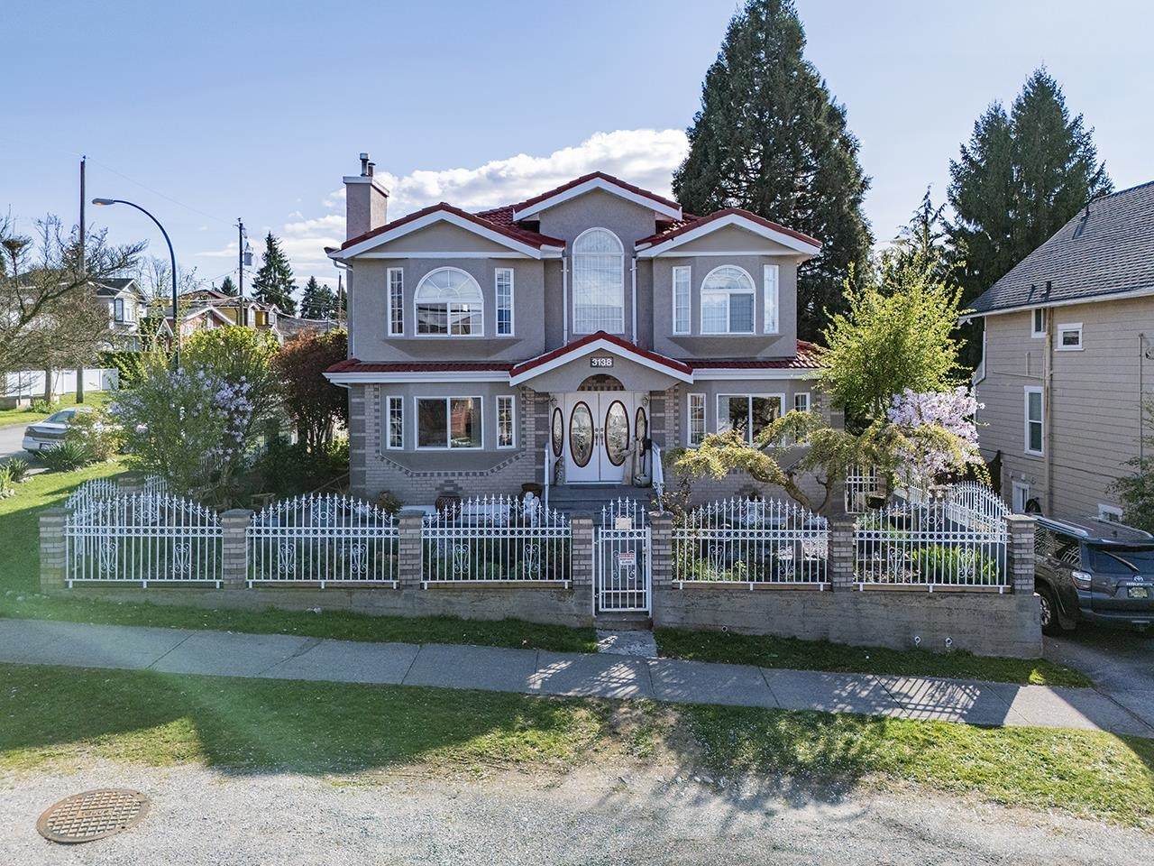 3138 Wellington Avenue - Photo 1