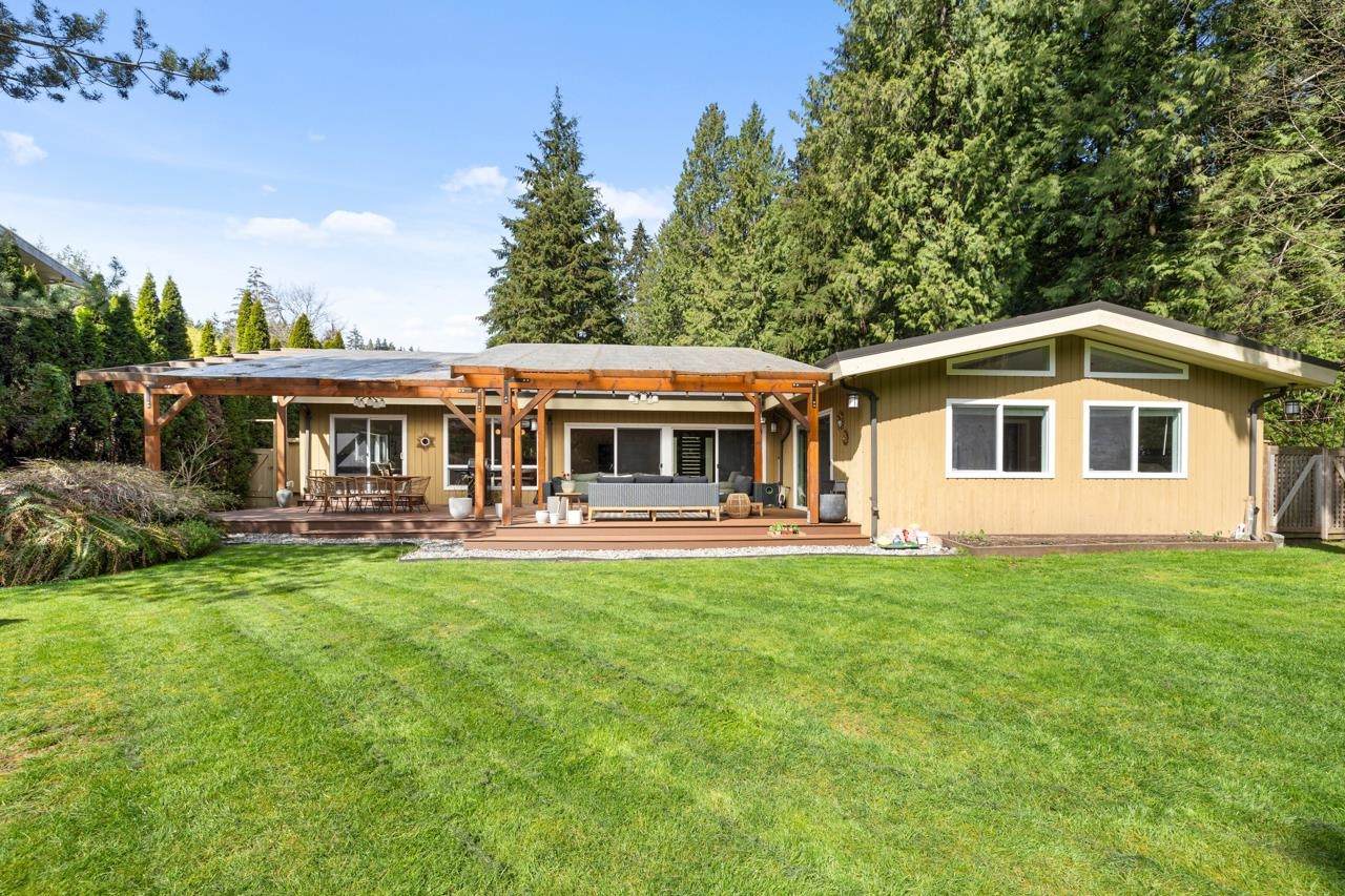 326 Moyne Drive - Photo 1