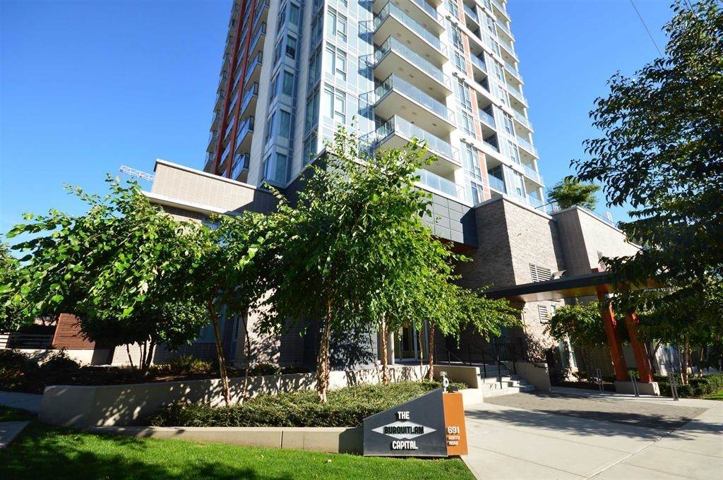 691 North Road - Photo 1