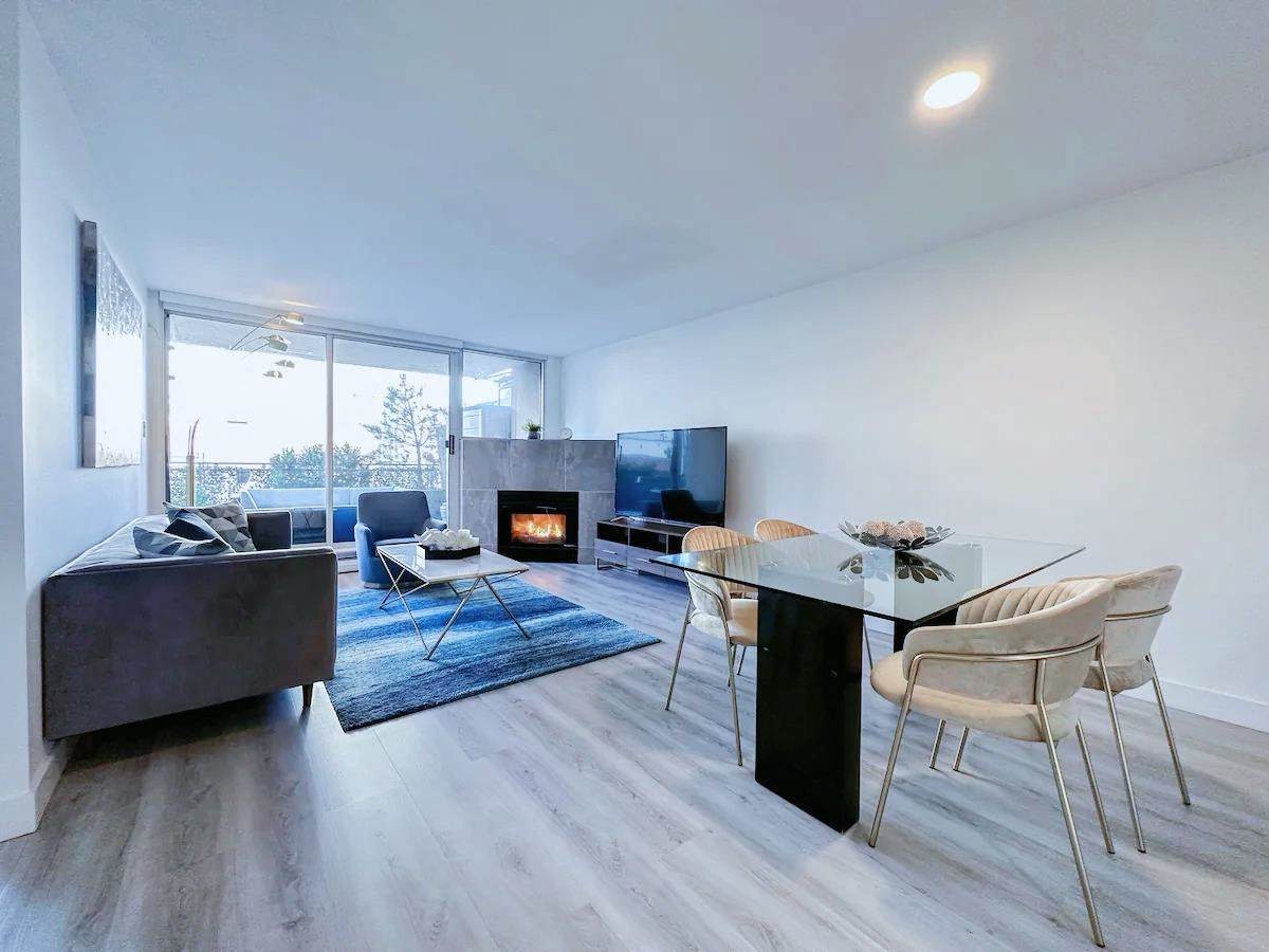 555 Abbott Street - Photo 1