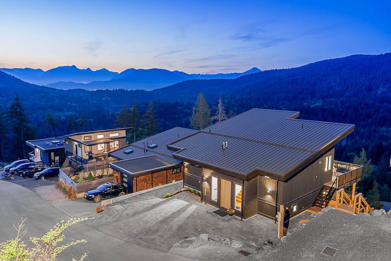 885 Rivendell Drive - Photo 1
