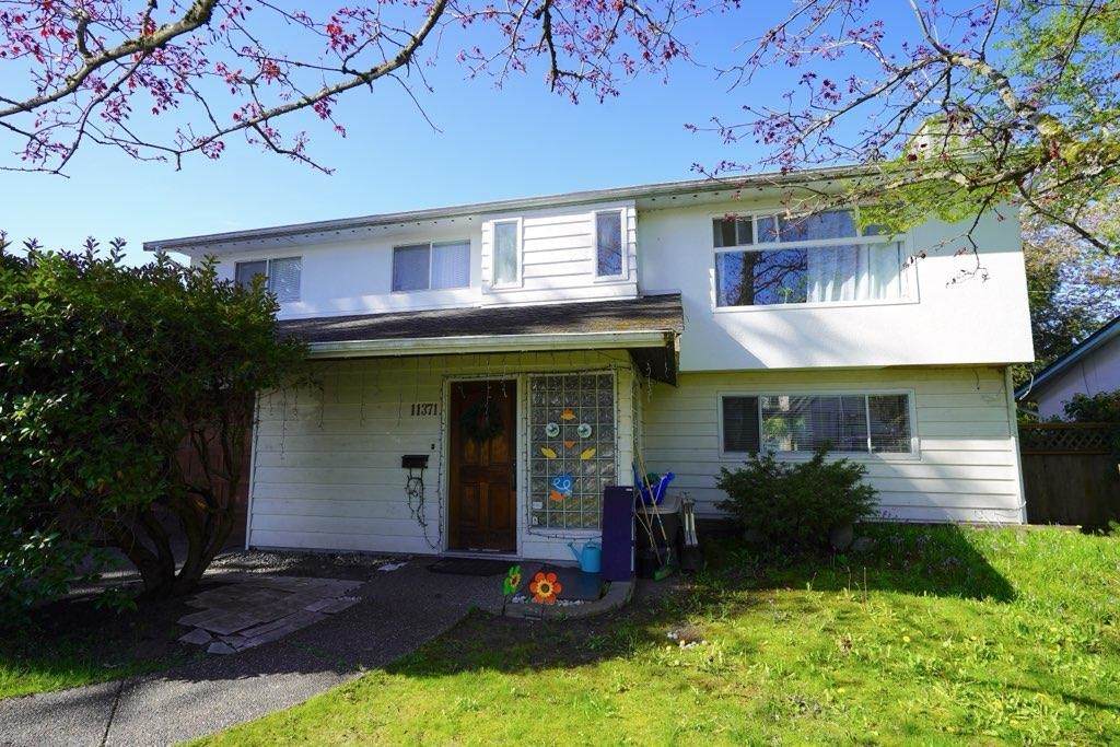11371 Seaport Avenue - Photo 1