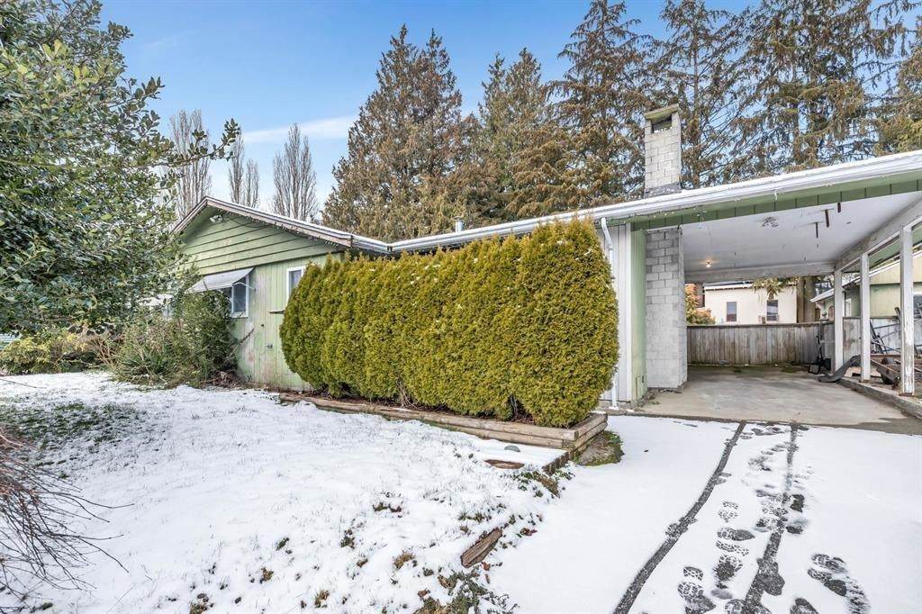 11377 77 Avenue - Photo 1