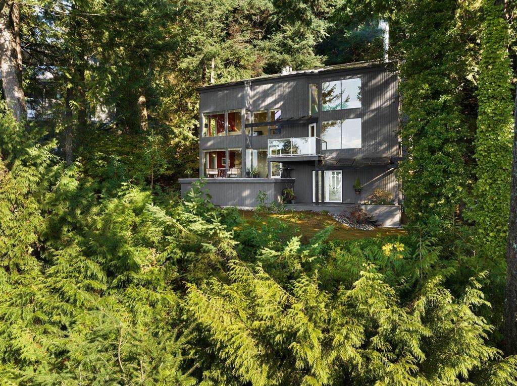 225 Mountain Drive - Photo 1