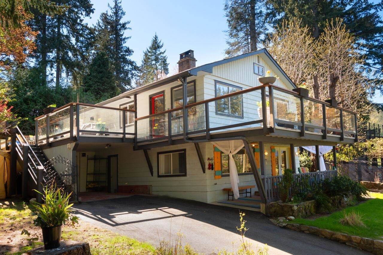407 Cardena Drive - Photo 1